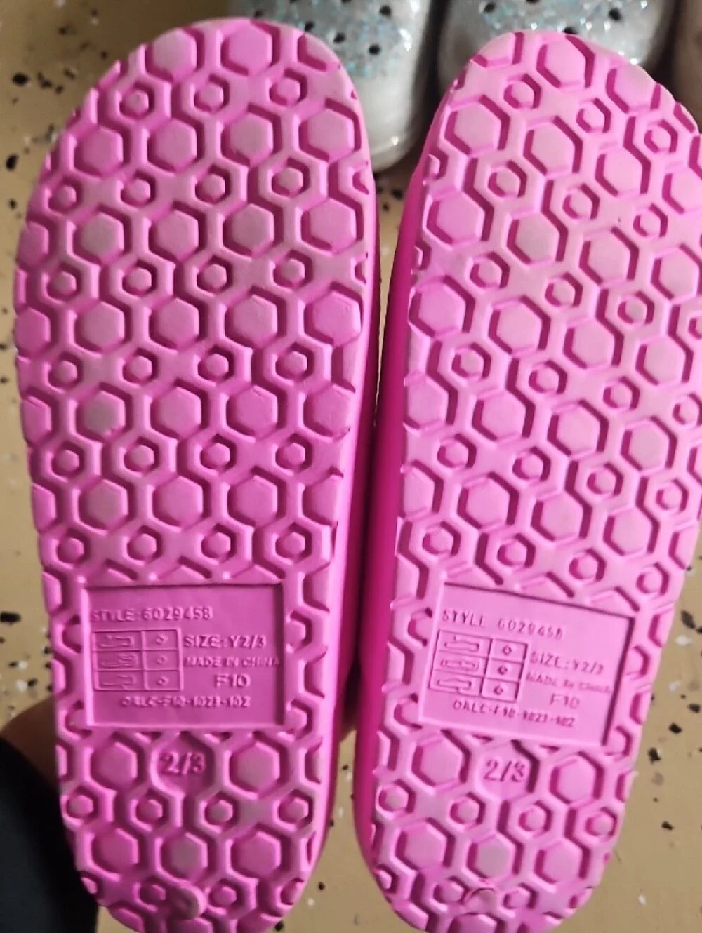 Girls Sandals And Crocs